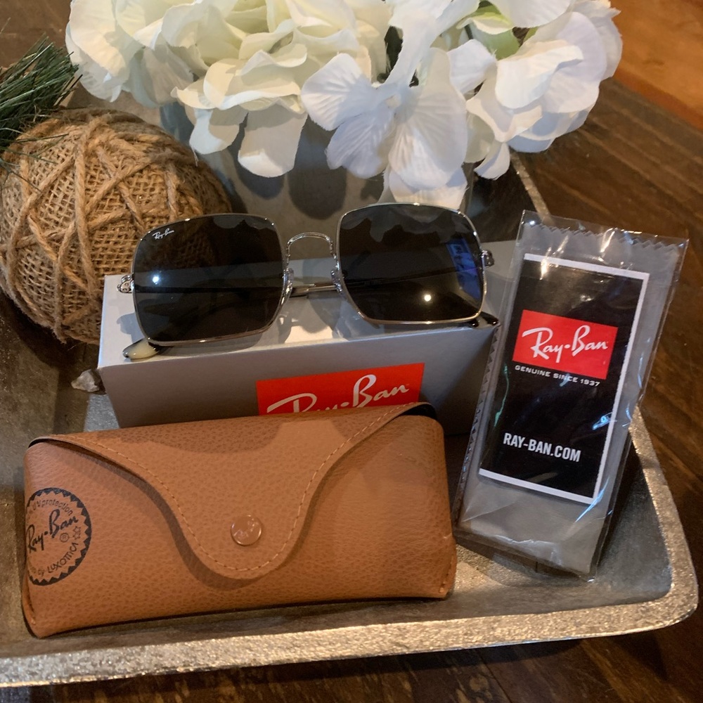 !!Brand New Ray Ban Square Sunglasses!!